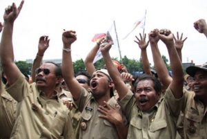 Kepala Desa Kab. Bandung Minta Digaji Tiap Bulan
