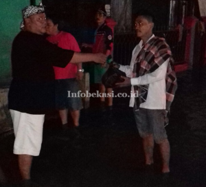 71 Warga Korban Banjir di Durenjaya Dapatkan Bantuan