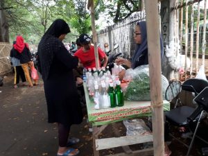 Pedagang Keluhkan Sulitnya Dapatkan Bunga