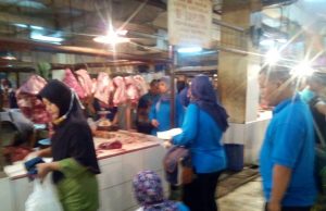 Tak Ingin Membuat Konsumen Terbebani, Disperindag Pantau Daging di Pasar Tradisional