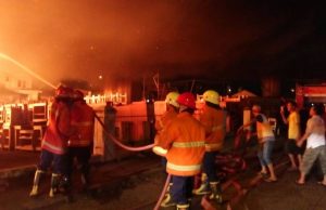 Tempat Usaha Kusen Dan Penjualan Meubel Ludes Terbakar