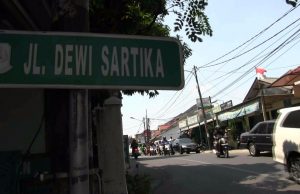 Tokoh Masyarakat Jalan Dewi Sartika Kecewa Terkait Nama Biduanita