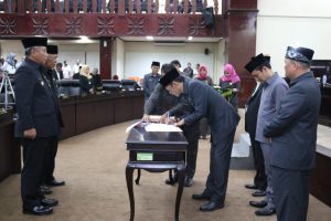 DPRD dan Pemkot Bekasi Sahkan 11 Usulan Raperda