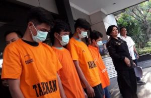 Begini Respon Orangtua Pemuda yang Tewas Dibakar dalam Tawuran