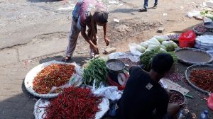 Cabai Mahal, Pedagang Nasi di Bekasi Kurangi Produksi Sambal