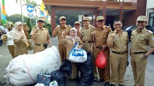 Sedekah Sampah Ala ASN Pemkot Bekasi