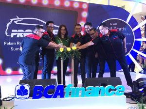 BCA Finance Bidik 400 SPK dalam Pameran Otomotif di Bekasi