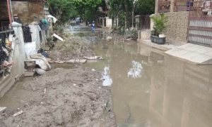 Minim Bantuan Alat Berat, Proses Pembersihan Sampah dan Lumpur Sangat Lambat
