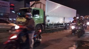 Dicari! Pemerintah Bekasi Buat Perbaiki Jalan Depan BTC
