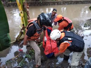 Kronologi Pemuda Tewas Terbawa Arus Banjir di Bekasi Barat