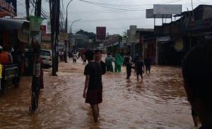 Banjir Kota Bekasi 25 Februari: Dari Korban Tewas Sampai Longsor