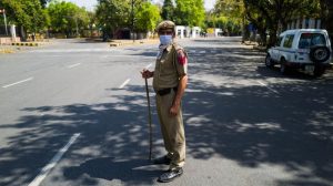 Mirip Polisi India, Satpol PP Bekasi Bawa Bambu Jaga PSBB