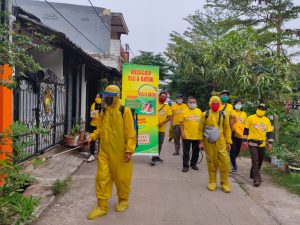 Disinfeksi di Perumahan Puri Cendana Tambun Cegah Covid-19