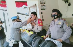 Anggota Polres Bekasi Kota Disidak