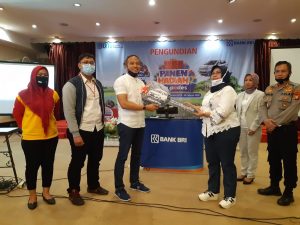 BRI Bekasi Undi Panen Hadiah Simpedes