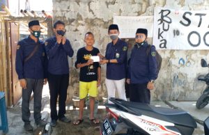 Bocah Tambun Viral Jadi Buruh Steam Motor, Istri Pejabat Kemenag Beri Sumbangan