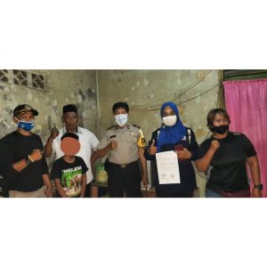 Viral Bocah Terlantar di Emperan karena Keluarganya Tewas Kebakaran, Begini Faktanya