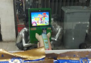 Manusia Silver di Bekasi Semakin Banyak, Ini Nilai Penghasilannya