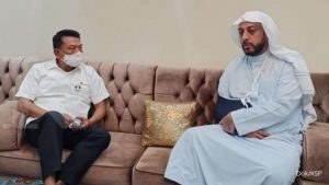 Profil Syekh Ali Jaber: Jadi Imam Masjid Sejak Kecil, Idola Hafiz Indonesia