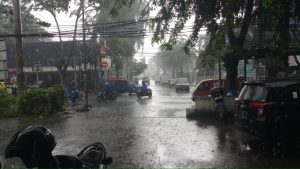 Sebagian Hujan Sejak Pagi, Ini Prediksi Cuaca di Bekasi Hingga Malam