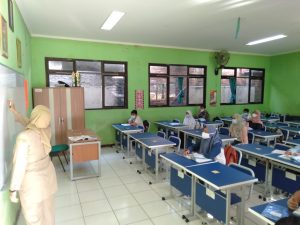 110 Sekolah di Kota Bekasi Mulai Gelar Pembelajaran Tatap Muka