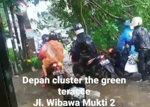 Sebaran Banjir dan Pohon Tumbang di Bekasi Malam Ini