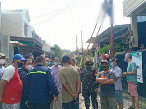 Tewas Tersengat Listrik Ketika Memperbaiki Lampu Penerangan
