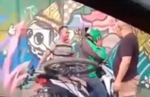 Viral Ojek Online Dipukuli Pengemudi Avanza di Cikarang, Ini Keterangan Saksi