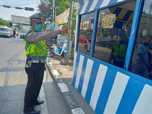 Pos Polantas di Kranji Diduga Dilempar Batu: Kaca Pecah