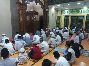 Salat Gerhana Bulan di Tambun