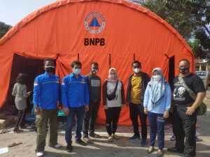 KNPI Kota Bekasi Salurkan Bantuan untuk Korban Kebakaran di Durenjaya