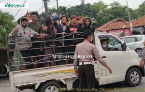 Kemakan Hoax, Belasan Bonekmania Datangi Stadion Wibawa Mukti
