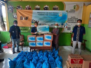 BAF Salurkan Bantuan CSR kepada Anak-anak di Cikarang