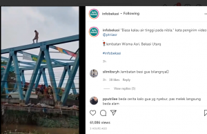 Heboh Bermain Lompat dari Jembatan ke Kali Bekasi