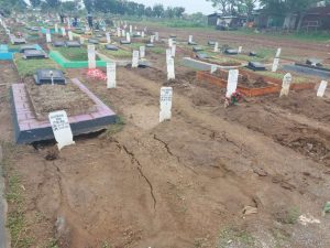 Puluhan Makam Covid 19 di TPU Mangunjaya Amblas