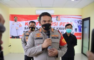 Polisi Periksa Kejiwaan BF, Pria Viral Tempelkan Kelamin ke Buku Doa