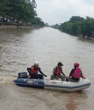 kali malang kabupaten bekasi