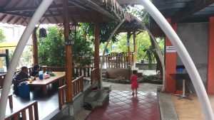 Cobain Makan di Sini: Harga Kaki Lima, Fasilitas Bintang Lima