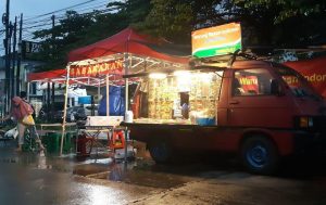 Lagi Hits di Bekasi: Warmindo Mikrolet, Sangat Inspiratif