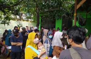 Calon Pemudik di Bekasi Berburu Vaksin Penguat