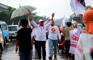 PKS Gelar Pawai dan Aksi Flashmob Putihkan Kota Bekasi Sambut Ramadan