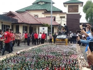 Polres Bekasi Musnahkan Ciu Hingga Beragam Narkotika