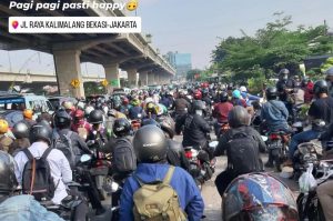 Horor Macet Kalimalang Arah Cipinang Pagi Ini