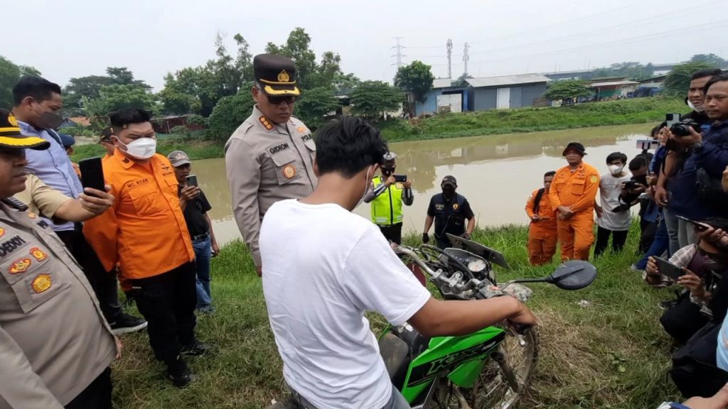 kecelakaan kabupaten bekasi