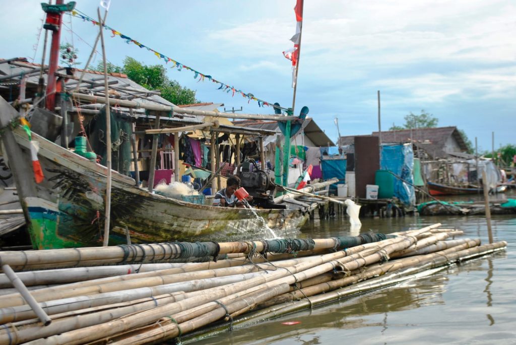nelayan muaragembong bekasi