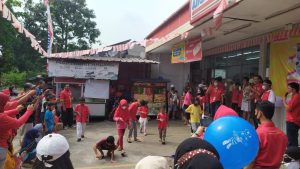 Belasan Ribu Peserta Meriahkan Pesta Rakyat Alfamart dalam Rangka HUT RI