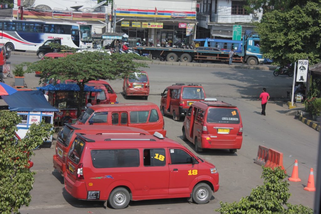 angkutan umum