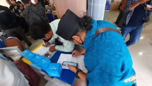 1.000 Pedagang Mi dan Bakso di Bekasi Mendapat NIB