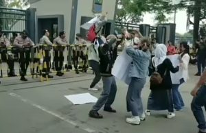 Satpol PP Kabupaten Bekasi Didesak Tindak Tegas LC Berseragam SMA sma