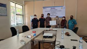 PLN Bekasi Serahkan 840 Unit REC ke PT Hempel Indonesia